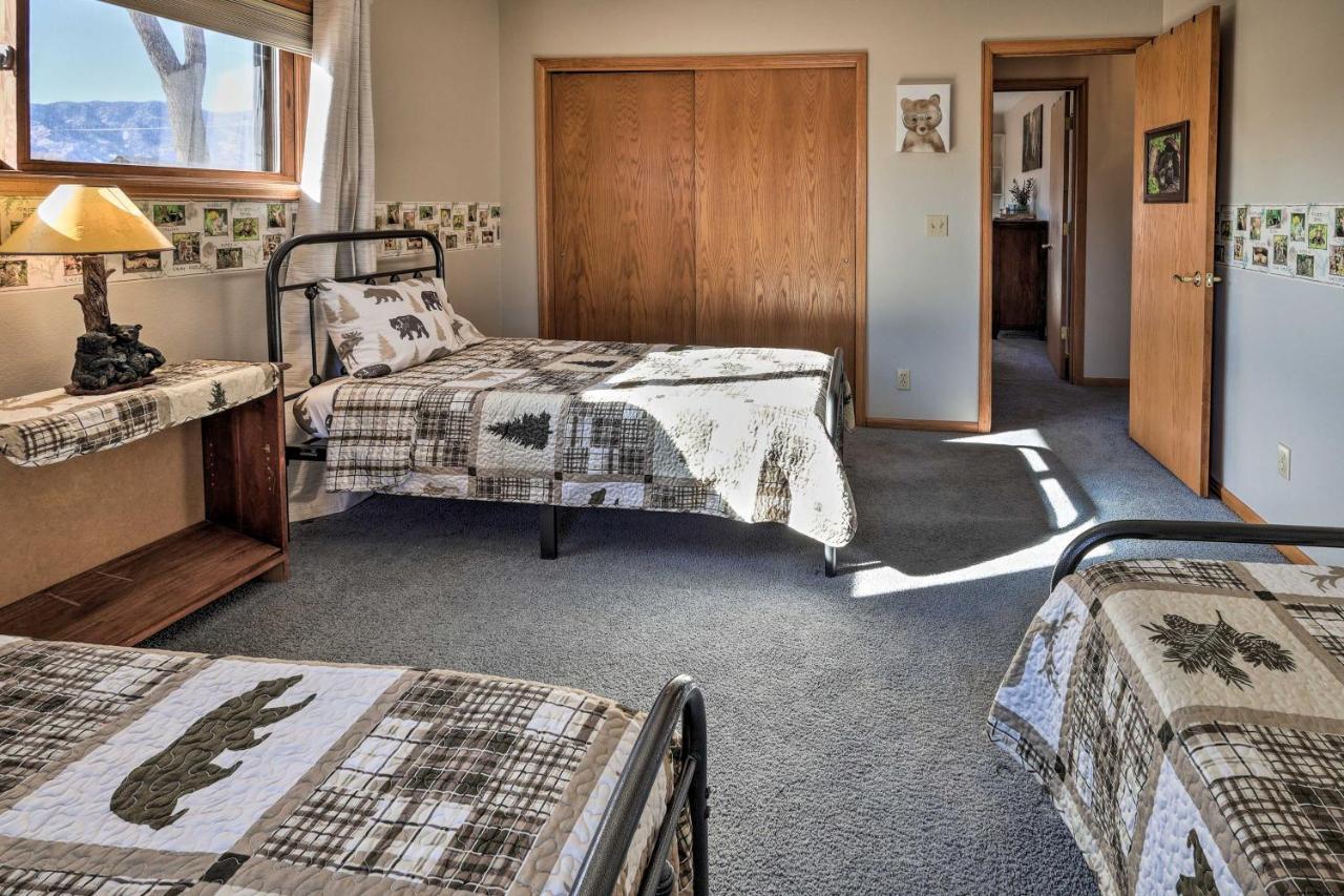 Welcoming Canon City Abode - Walk To River! Екстериор снимка